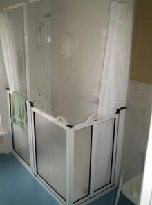 Shower installations for the disabled