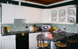 Fitted kitchen